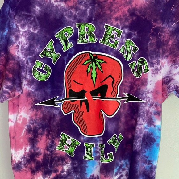 Med 2022 CYPRESS HILL "Phuncky Sh t" Purple Blue Red Tie-Dye Concert Tee - Picture 6 of 8